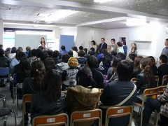 草苑日本语学校历经日本３１１大地震后，２０１１年４月生如期开学 
