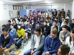 草苑日本语学校历经日本３１１大地震后，２０１１年４月生如期开学 
