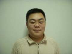 在平成２１年度第２回日本留学试里，徐哲同学获得了数学（课程２）全国第一的名次！
在平成２１年度第２回日本留学试里，徐哲同学(中国)获得了数学（课程２）全国第一的名次！！　


以下是对徐哲同学的访问。

Ｑ．得知自己取得全国第一名时的感受如果？ 
Ａ．没什麽特别的感受。只是觉得自己还有很多不足的地方需要改进。
Ｑ．平时都是怎样复习的？ 
Ａ．购买一些参考书，在图书馆自修。最重要的不是所花时间的多少，而是温习时要集中精神。另外，多得武蔵浦和日本语学院各位老师的指导，考试时以日本语去理解问题一点都不觉得费力。
Ｑ．徐同学的下一个目标是什麽？
Ａ．我现在的目标是考入东工大（东京工业大学）！虽然结果还是未知之数，但我会全力以赴，做到最好的！
徐同学，为了你的下一个目标，请继续努力！！
