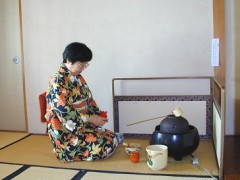 KEN日本语学校课外活动  茶道