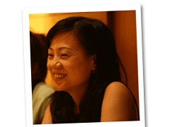 久次優子（教师）
Hisatsugi Yuko
在具有丰富国际色彩的城市神户，通过接触异国文化而重新认识自己。