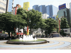 国际艺术日本语学院学校周边池袋站周边广场