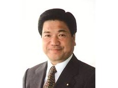 众议院议员　J国际学院 顾问
谷畑 孝
1989年在大阪选举区初当选为参议院议员，曾就任厚生劳动副大臣、党总括副干事长等。现任自由民主党总务会长代理、自由民主党大阪府支部联合会副会长、自由民主党大阪府第14选区支部支部长。