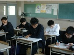 青森山田中学校・高等学校 情报处理科上课