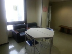 千驮谷日本语学校休息室