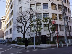 东京都立浅草高等学校校园外景 