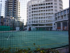 东京都立浅草高等学校校园外景 