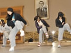  富士学苑中学校・高等学校文体活动舞蹈