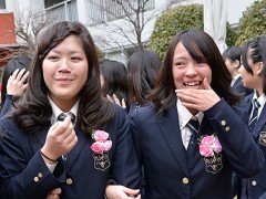  白鹏女子高等学校女生风采