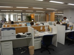 东京中央日本语学院办公区