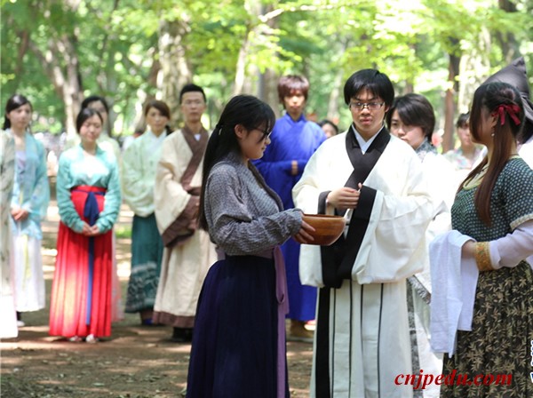 日本留学生：祭祀中的献官盥洗