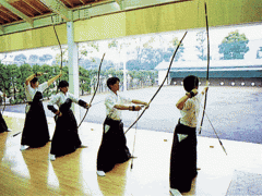 西武学园文理高等学校熊手道場（弓道場）