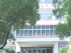 柏原高等学校教学楼