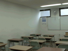 九州外国语学院教室内
