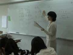  淑德日本语学校课堂场景