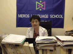  美罗斯言语学院教师