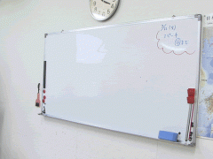  静冈日本语教育中心教室黑板