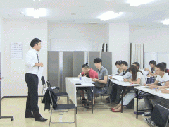  J国际学院课堂