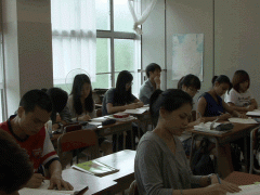 京都国际学院上课