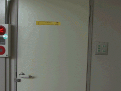 京都国际学院楼道一角