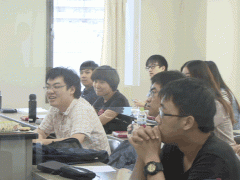 关系语言学院教学楼学生