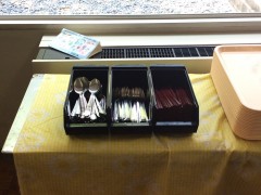 大阪日本语教育中心食堂餐具