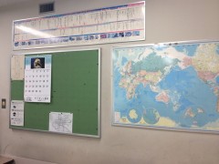 大阪日本语教育中心教室室内场景