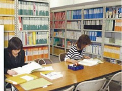 东京外语专门学校就业指导室 