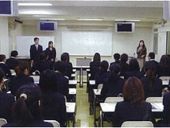 东京外语专门学校就职研讨课 