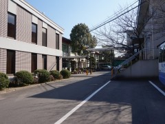 冈山学艺馆高等学校校园风光