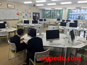 冈山学艺馆高等学校学校计算机图像教室