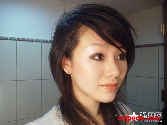 在日女留学生亲述：为什么我不愿意回中国