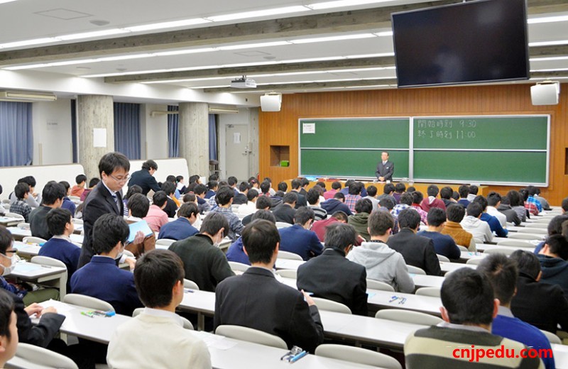 京都大学禁带钟表入考场