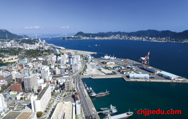 日下关市华人与日本人展开不同文化交流