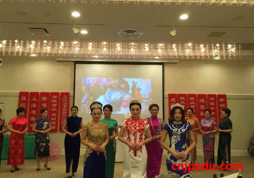 中国旗袍会日本总会新春联谊会美丽上演