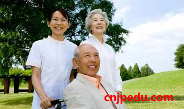 日本护工资格考试外国人合格率超过50%