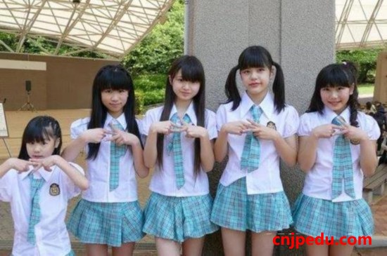 日本小学生女团走红