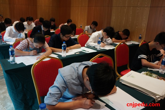 八王子高中、冈山学艺馆高中2017届中国留学生入学考试在上海举行