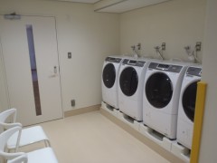 日本大学町田男生寝室洗漱间