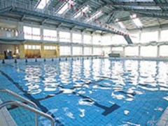 鹿儿岛情报高等学校设施--大型游泳池