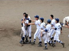 多摩大学附属圣丘高中社团活动棒球部