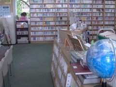 云雀丘学园高等学校图书馆
