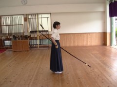好文学园女子高中弓道部射击姿势演示