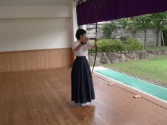 好文学园女子高中弓道部射击姿势演示