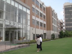  好文学园女子高等学校校园风景之教学楼