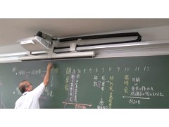 云雀丘学园高等学校普通教室 (506播放)