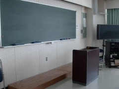 冲绳尚学高等学校室内教室