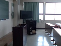 冲绳尚学高等学校室内教室