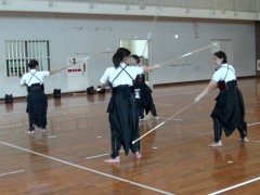 冲绳尚学高等学校长刀社团