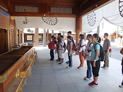  创研学园看预备日语科学校综合相册，包括学习日常活动、学校设施、上课风景等等。